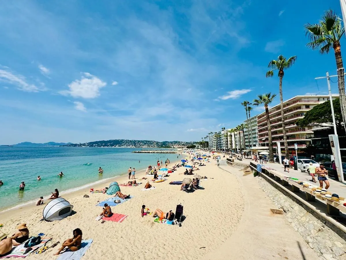Le Mediterranee - Apt 4 Pers - 200 M Des Plages Antibes France