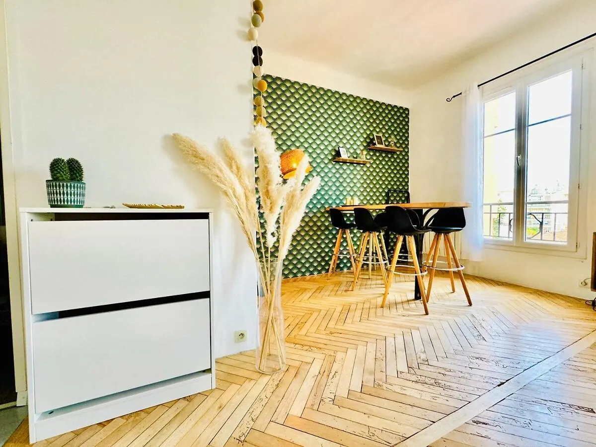 Apartment Le Mediterranee - Apt 4 Pers - 200 M Des Plages Antibes France