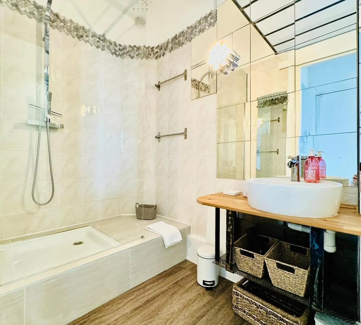 Le Mediterranee - Apt 4 Pers - 200 M Des Plages Antibes Apartment